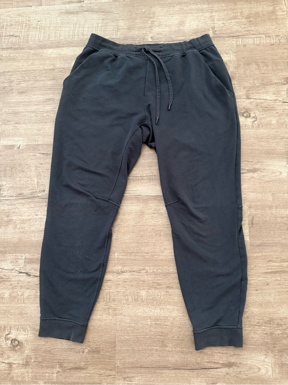 Lululemon Men's Black Jogger Sweatpants -  Everyday Fit size 34W city sweat